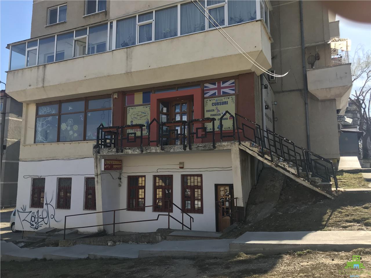 Vanzare spatiu comercial Moinesti, T. Vladimirescu Bl. C2 Cascada - 117 mp